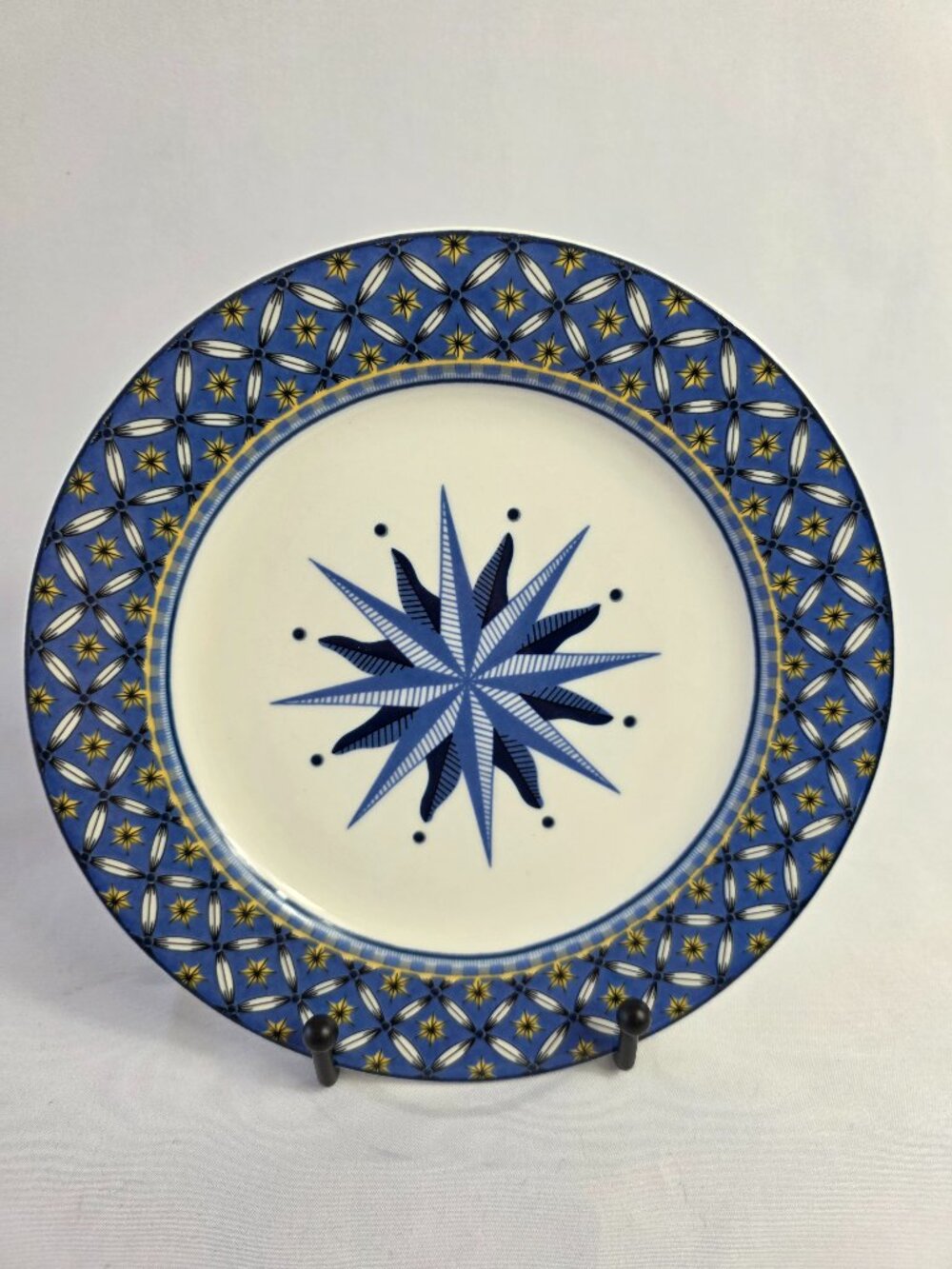 Victoria Beale Williamsburg Salad Plate Blue Yellow and Black Starburst Pattern